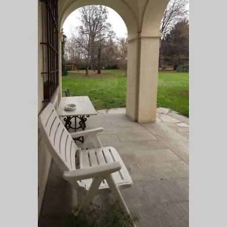 Dimora 1690 Διαμέρισμα Savigliano