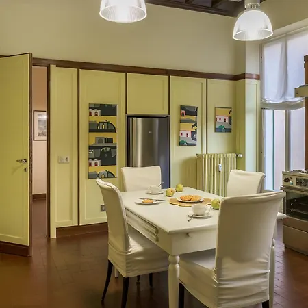 Apartment Dimora 1690 *