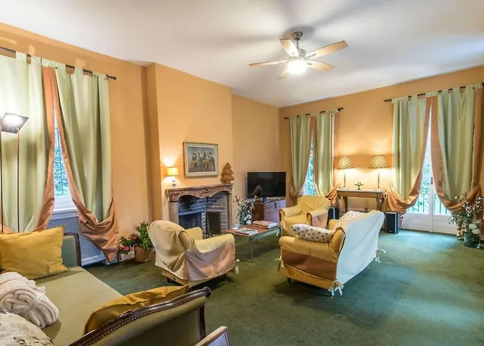 Apartment Dimora 1690 *