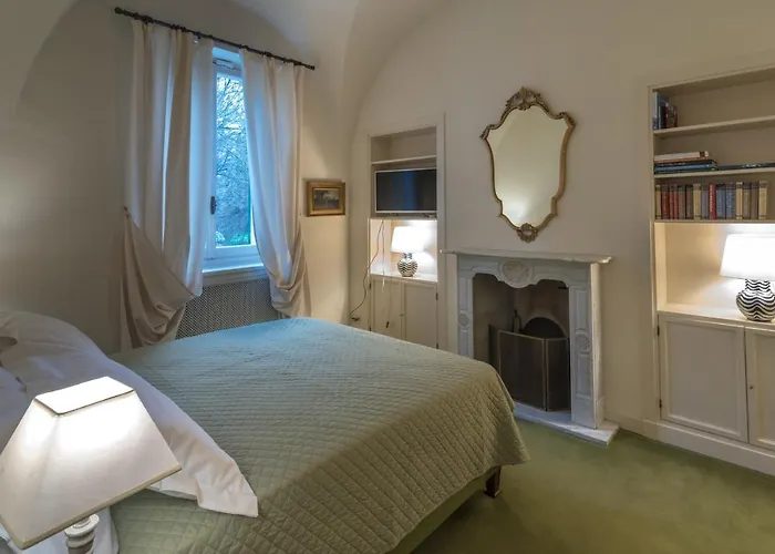 Apartment Dimora 1690 *